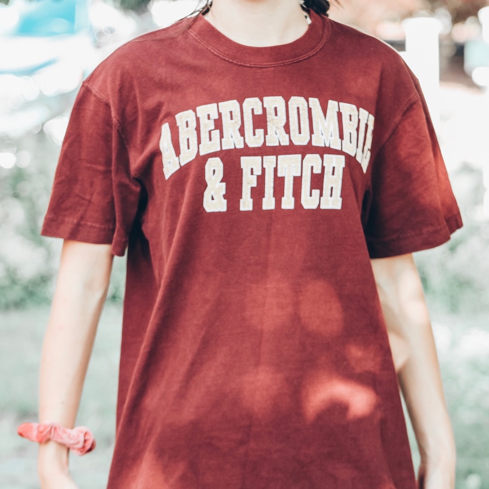 Abercrombie and Fitch T
